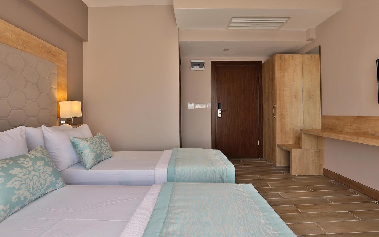 צ'נקלה Kule Hotel מראה חיצוני תמונה