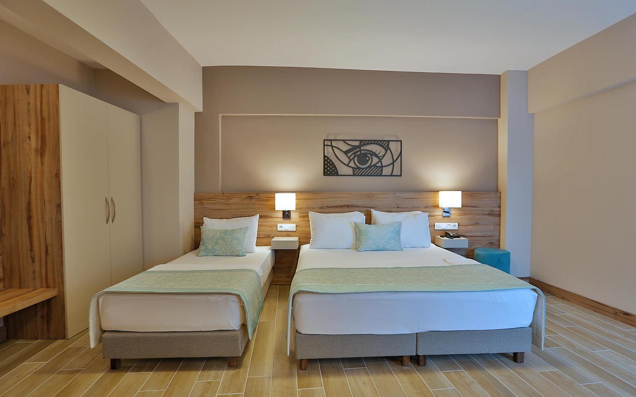 צ'נקלה Kule Hotel מראה חיצוני תמונה