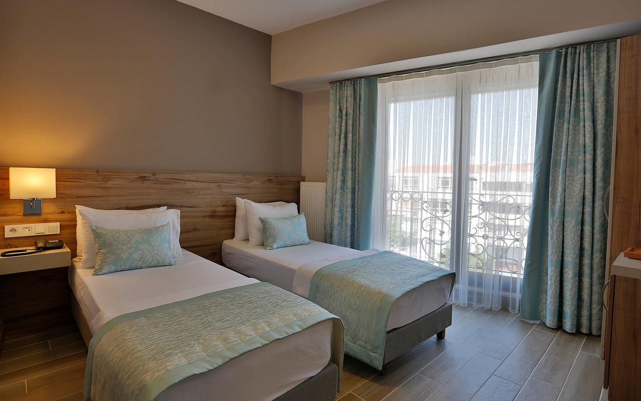 צ'נקלה Kule Hotel מראה חיצוני תמונה
